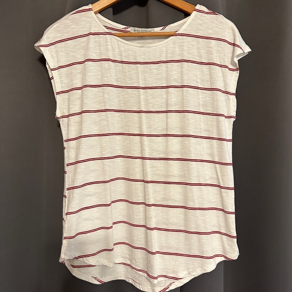 Lightweight sleeveless striped women’s top